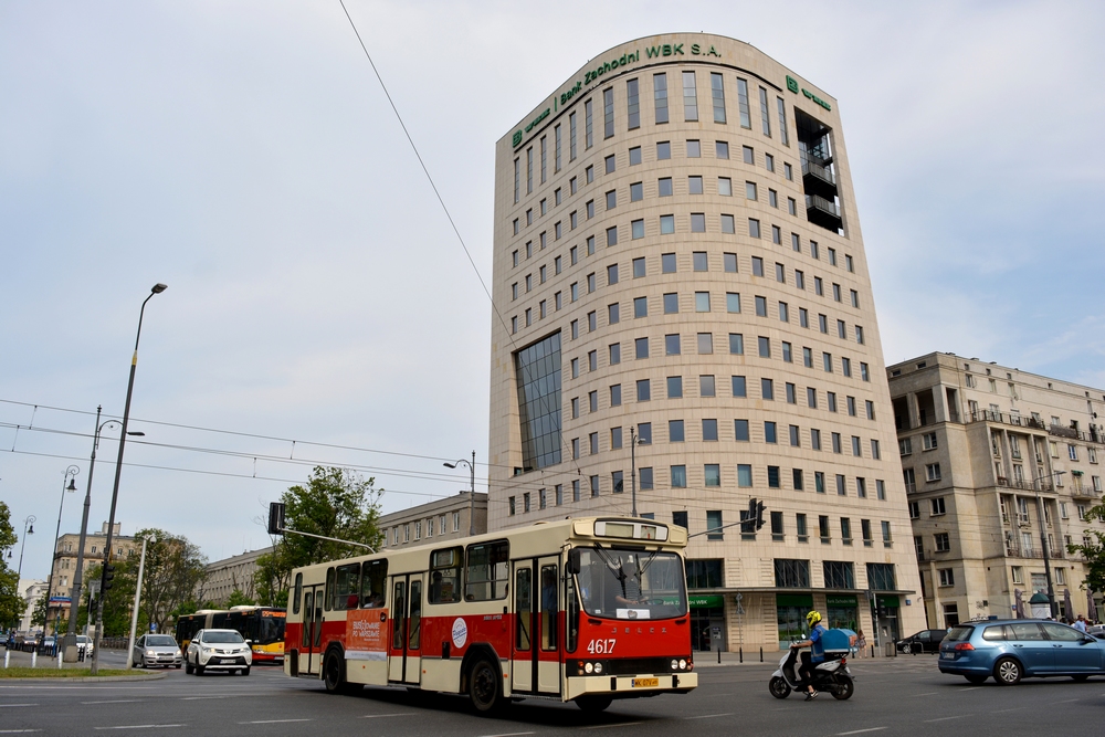 4617
Przejazd z cyklu "Bus(z)owanie po Warszawie".
Słowa kluczowe: PR110M
