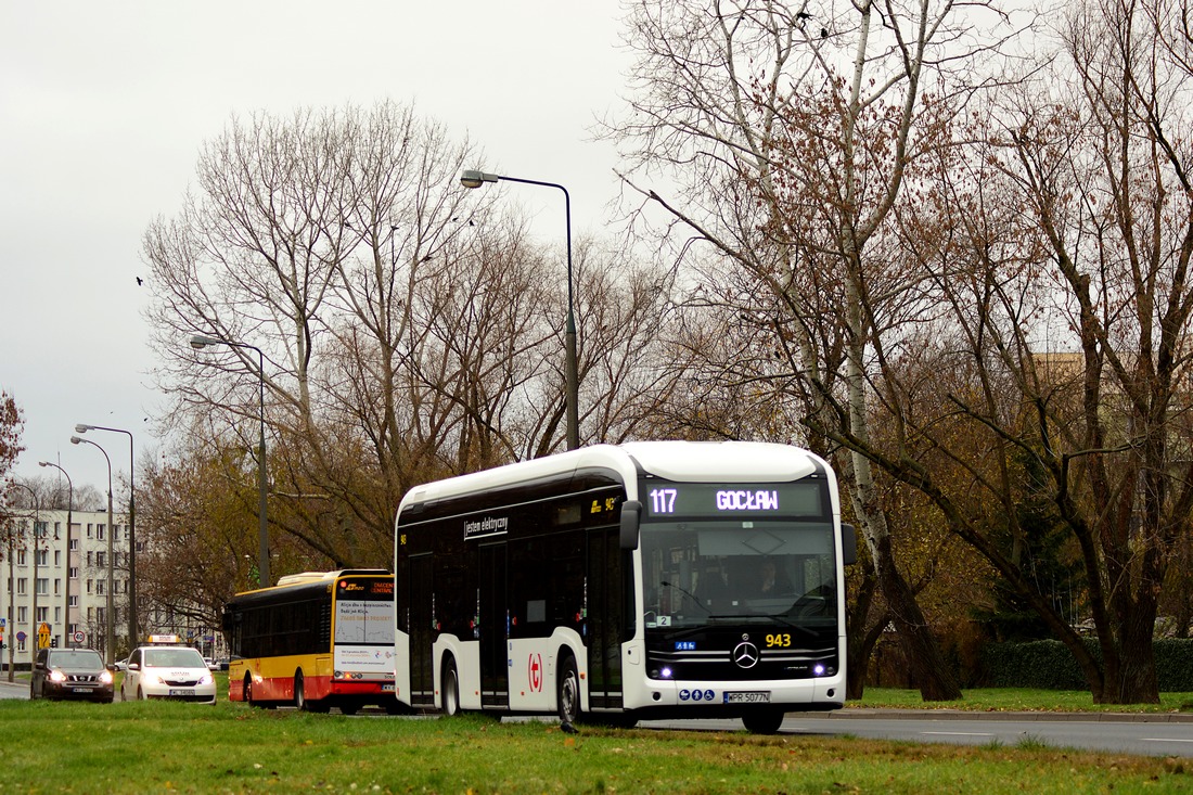 943
Kolejny dzieĹ testĂłw. Przy stosunkowo spokojnej jeĹşdzie od rana tj od godziny 7:45 autobus przed kursem z Dworca Centralnego o godzinie 12:57 miaĹ 57 % baterii.

Pozdrowienia dla kierowcy - Czarka.
