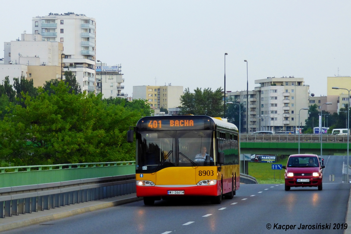 8903
Deskorolka robi zawrotkÄ po skoĹczonym kursie z PKP Ursus do Metra SĹuĹźew. NastÄpnie zjedzie do zajezdni. Koniec tych wozĂłw na "Kleszczowej" jest juĹź bardzo bliski.
Słowa kluczowe: SU15