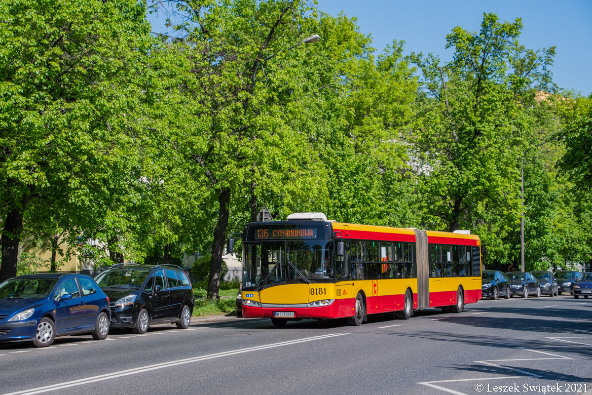 8181
Widoczny na zdjÄciu, a przy okazji, ostatni 81xx w schemacie malowania bez paska i z ĹźĂłĹtymi naroĹźnikami zostaĹ wczoraj wywieziony z R-1 na WĹoĹciaĹskÄ. 
Ostatni wyjazd na 9/504 23.01.2023
