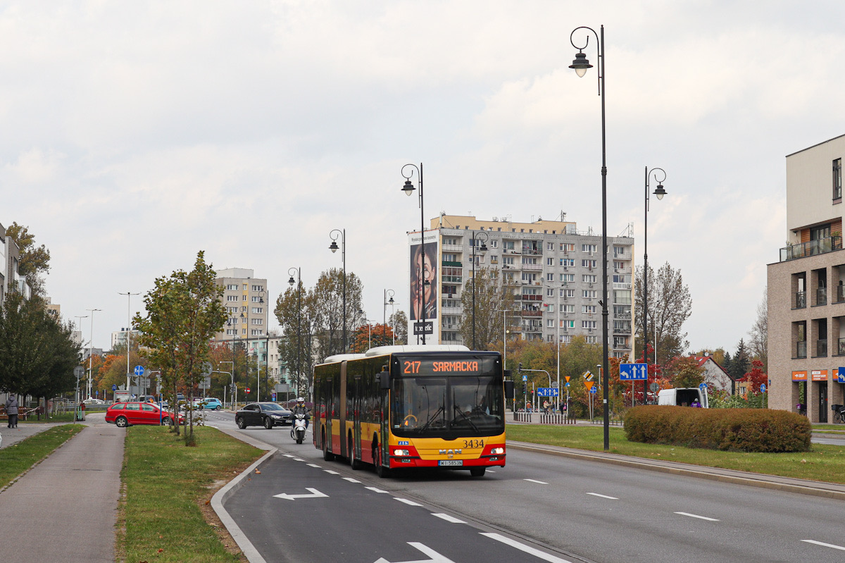 3434
Kolejne dosyÄ ciekawe zastÄpstwo. Tym razem za Woronicza :)
Słowa kluczowe: dziwadĹo