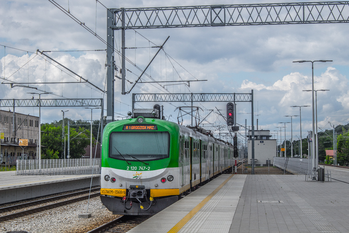 EN57AKM-1568
