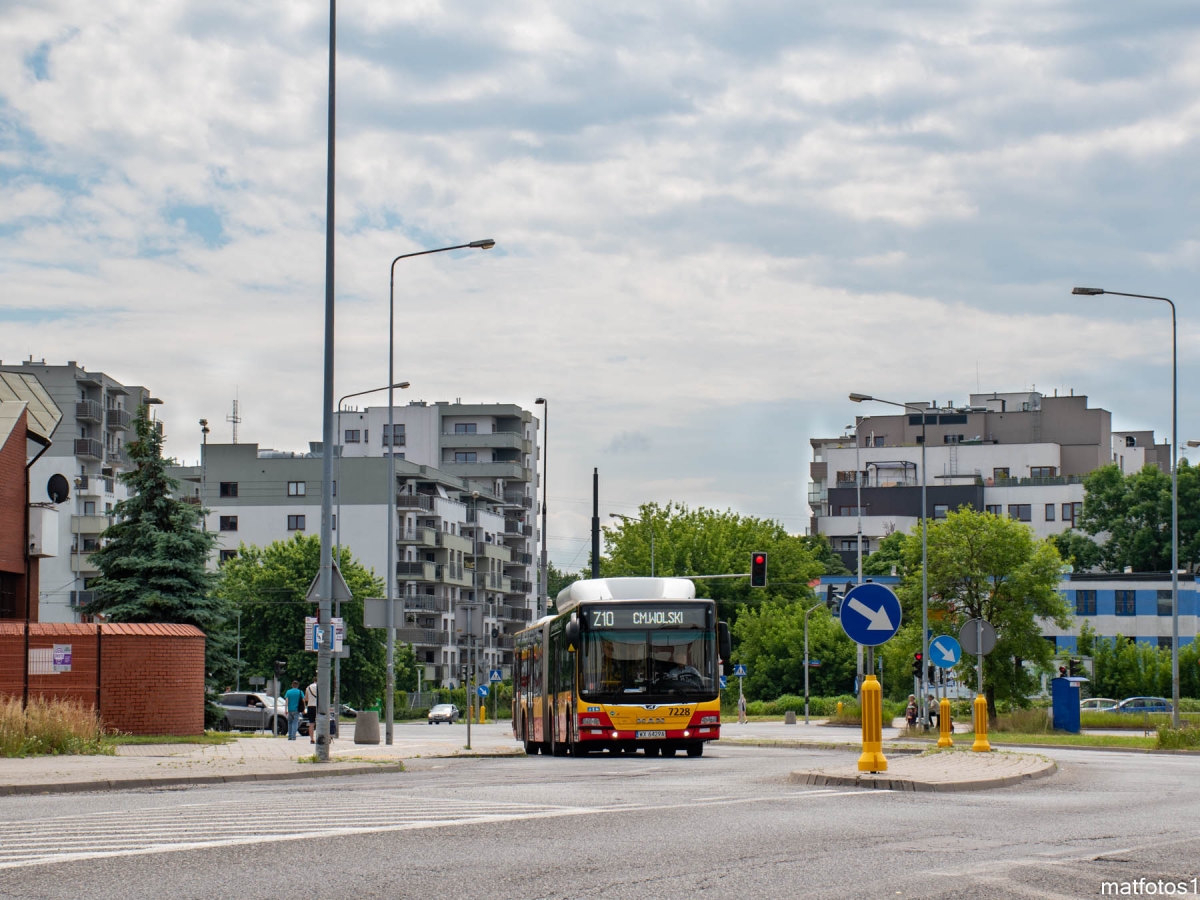 7228
Słowa kluczowe: ZaTramwaj