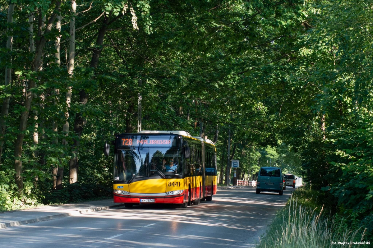 8441
Pozdrowienia dla kierujÄcego
Słowa kluczowe: Chojrak DziwadĹo
