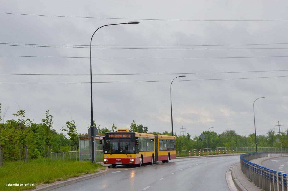 3322
Ostatnie poĹźegnanie MANĂłw NG313. Pozdrowienia dla kierowcy, fotografujÄcych i organizatora tego wydarzenia.
Słowa kluczowe: PoĹźegnanieNG313