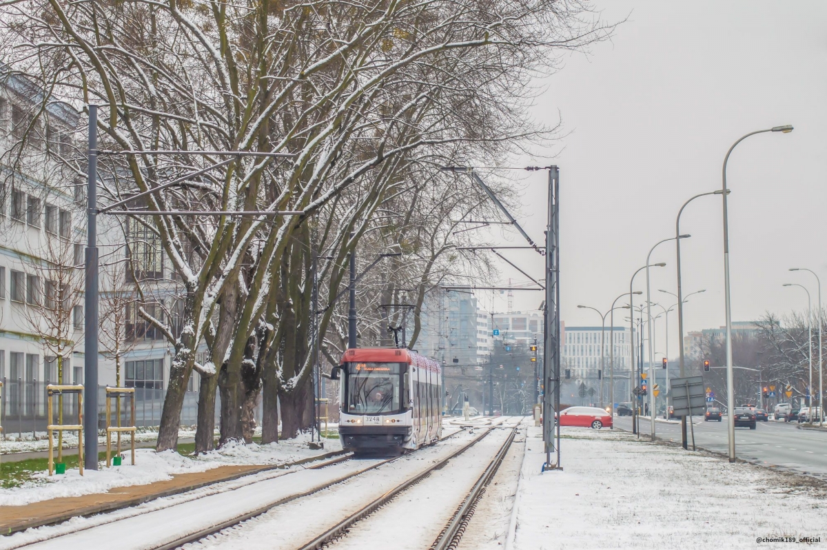 3248
Słowa kluczowe: ĹwiÄtecznyTramwaj Zima