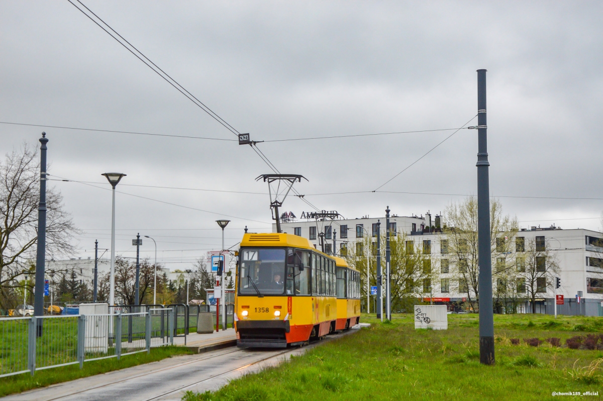 1358+1357
17-tka jeszcze na starej trasie do Tarchomina KoĹcielnego.
