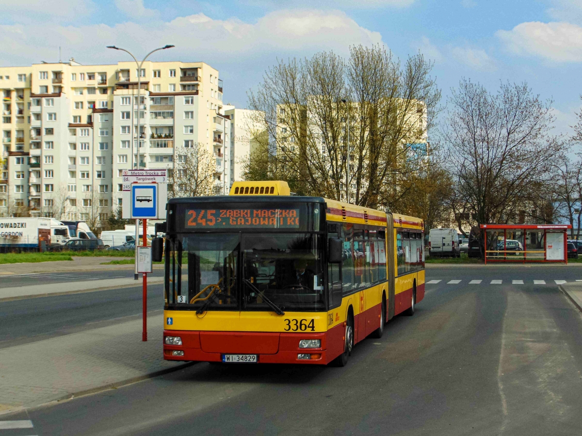 3364
Wspomnienie po najlepszych wozach w sieci ZTM (moim zdaniem)
Tutaj byĹy juĹź "ostatnie podrygi" i jedna z ostatnich trzech sztuk koĹczÄcych karierÄ tego modelu w MZA (wraz z 3367 i obecnie historycznym 3322)
Słowa kluczowe: NG313