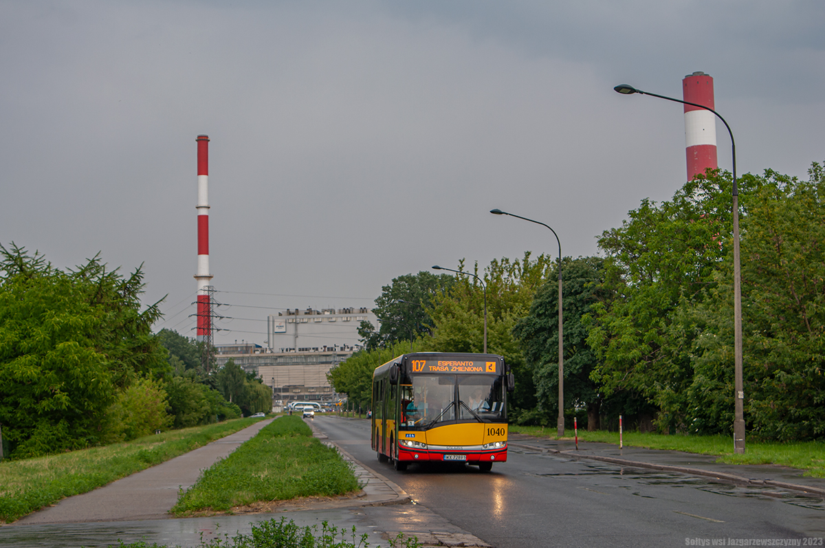 1040
Jeden z ostatnich dni 107 kursujÄcej do EC Siekierki. Pozdrowienia dla kierowcy TuĹ. 
