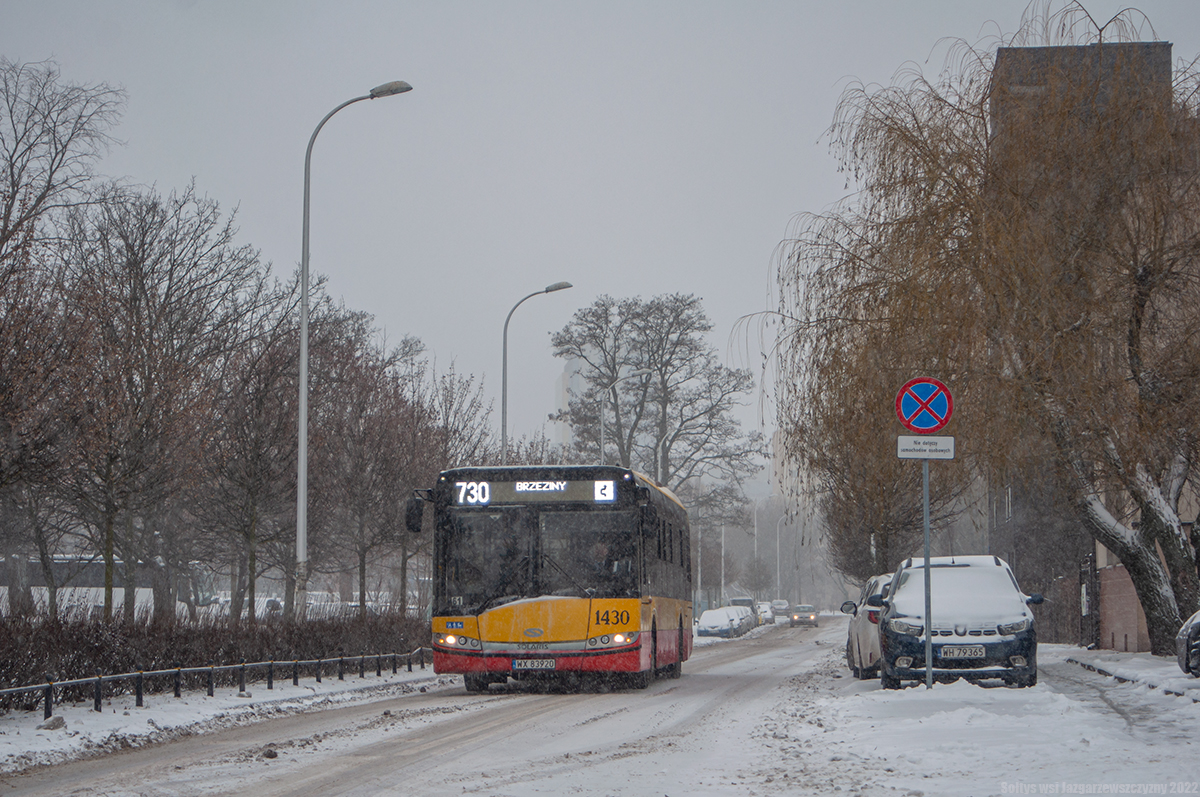 1430
Solaris Urbino 12 na linii 730 do Brzezin skierowany objazdem przez ul. TarnowieckÄ.
Słowa kluczowe: Zima Objazd