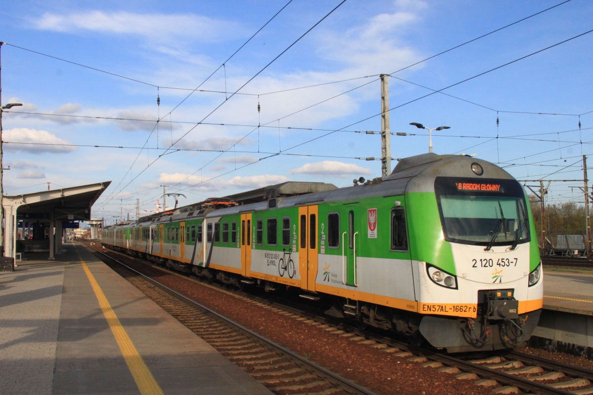 EN57AL-1662
