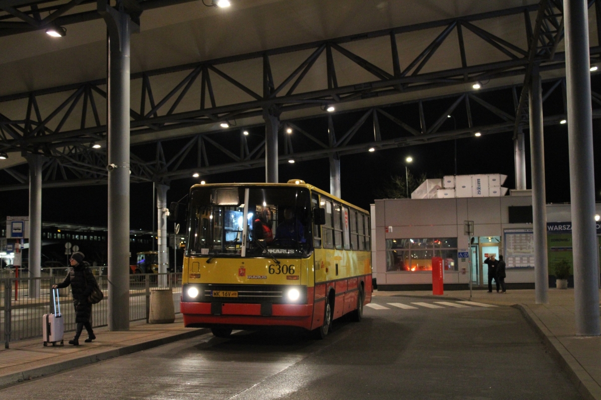 6306
Ikarus koĹczy swĂłj pracowity dzieĹ kursem dowozowym po linii 123. WczeĹniej jeĹşdziĹ na linii 32A/M4 uruchomionej z okazji 32 finaĹu WOĹP-u. Pozdrowienia dla zaĹogi!
Słowa kluczowe: WOĹP2024 IK260