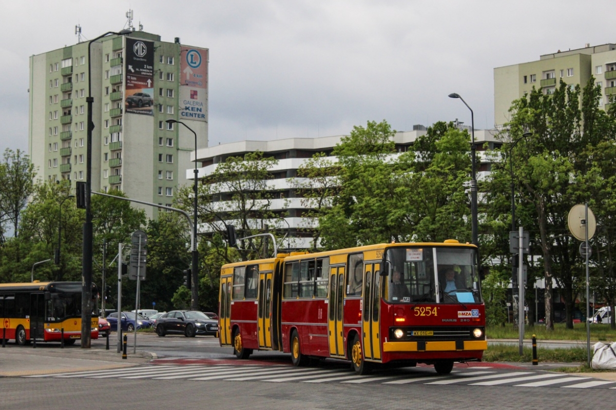 5254
Słowa kluczowe: IK280 NM2026