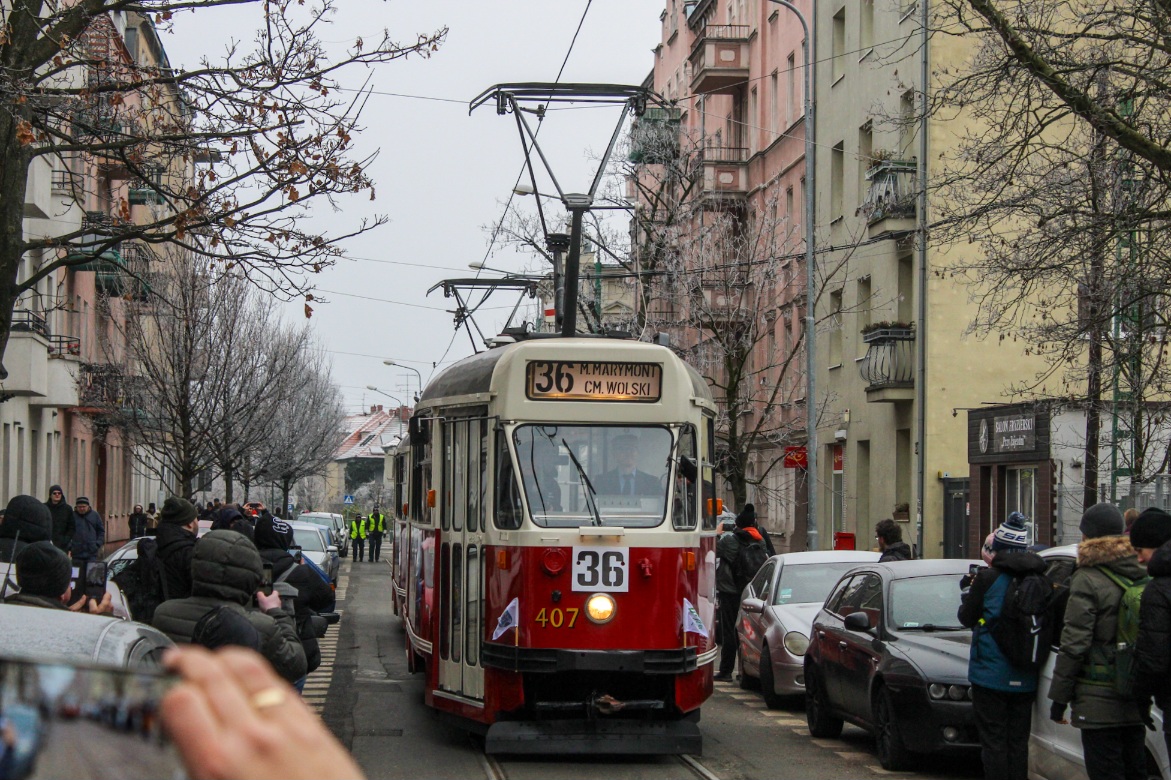 407 + 642
Słowa kluczowe: Konstal13N