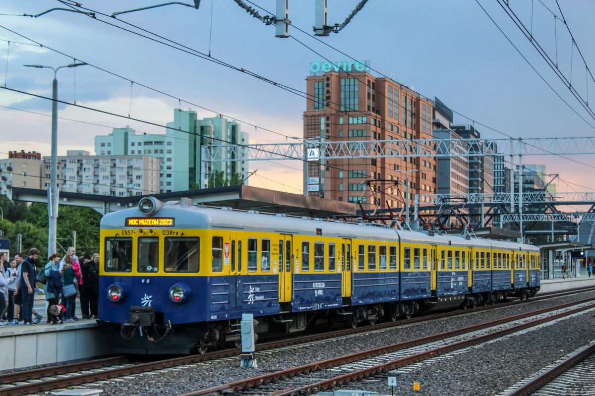 EN57-038 
Słowa kluczowe: NM2023