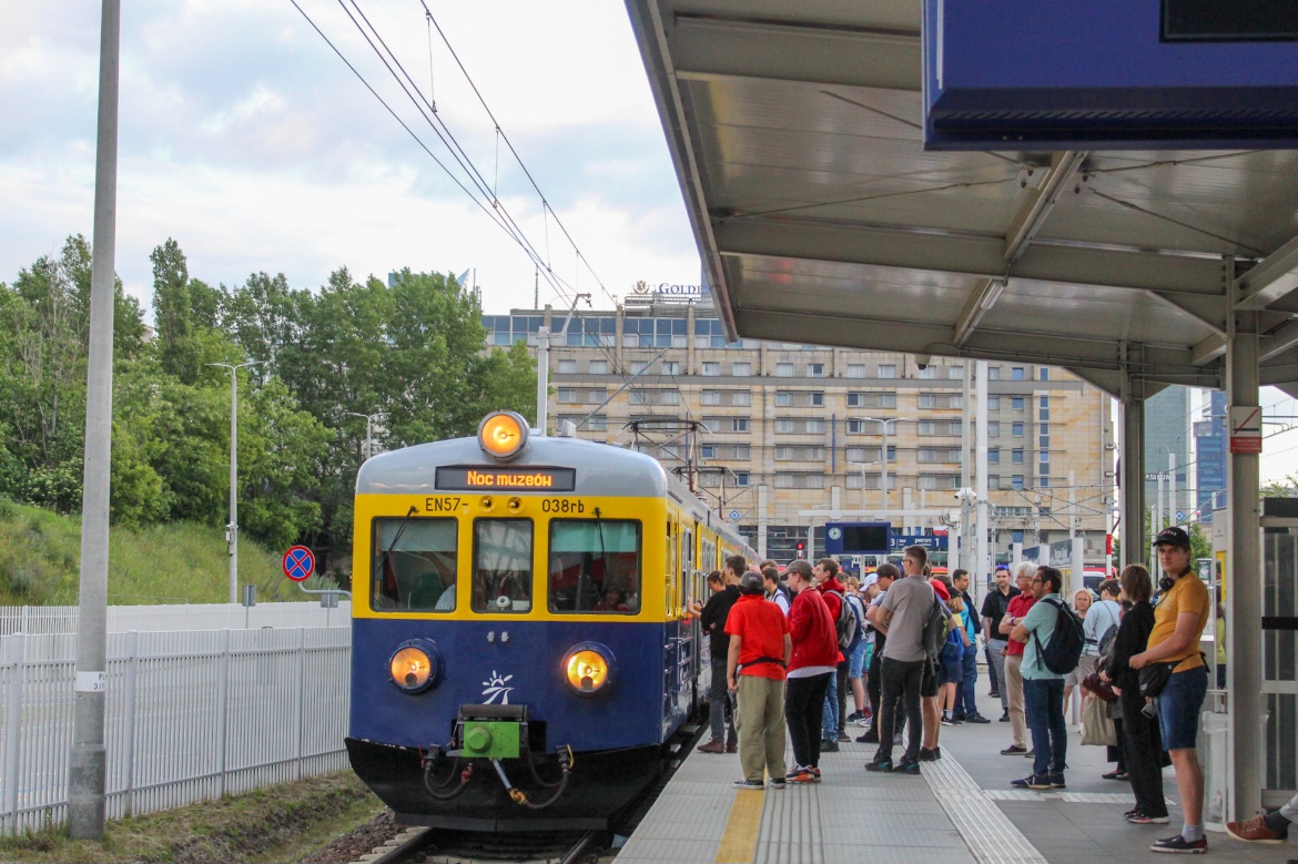 EN57-038 
Słowa kluczowe: NM2024