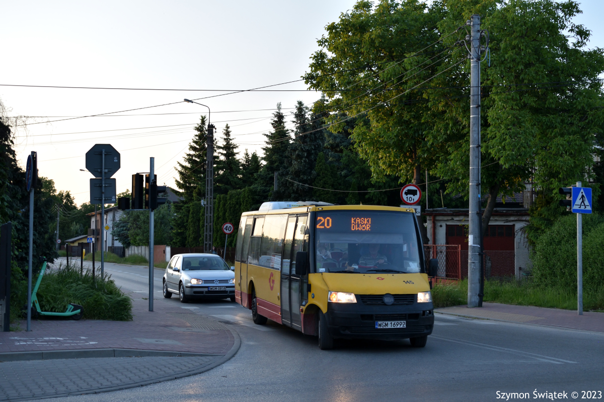 145
VDL Berkhof ProCity na linii 20 w zastÄpstwie za zepsutego Autosana A0808MN #191, ktĂłry aktualnie oczekuje na naprawÄ. Pozdrowienia dla miĹego kierowcy :)
