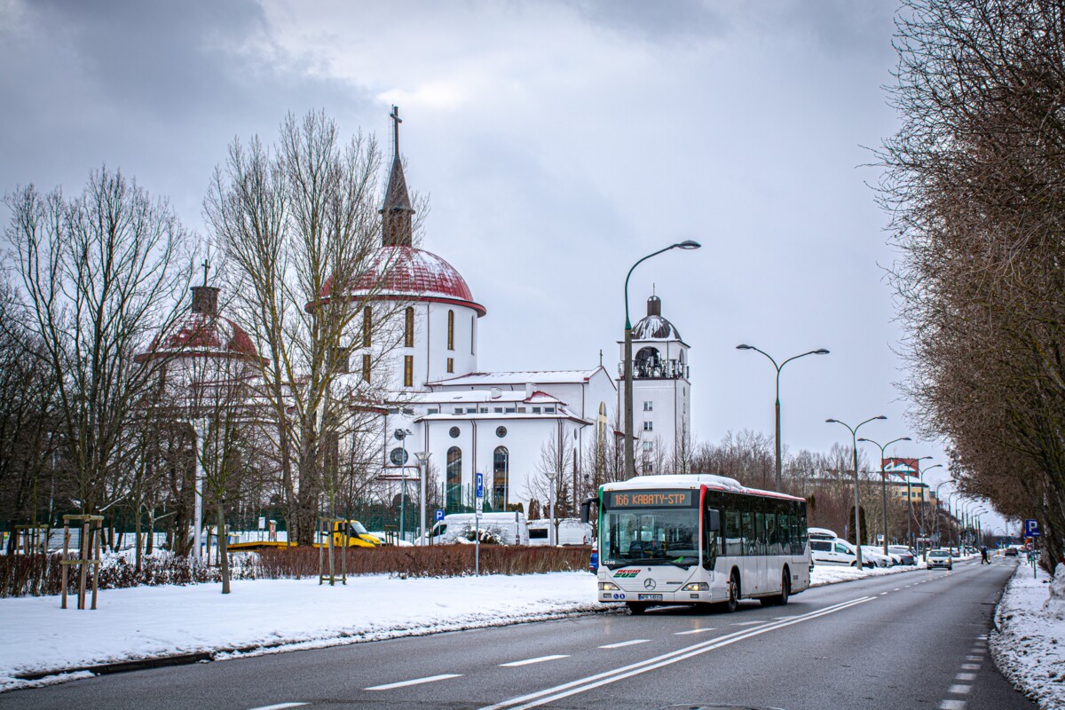 WPR1496V
Słowa kluczowe: Zima Impreza Architektura